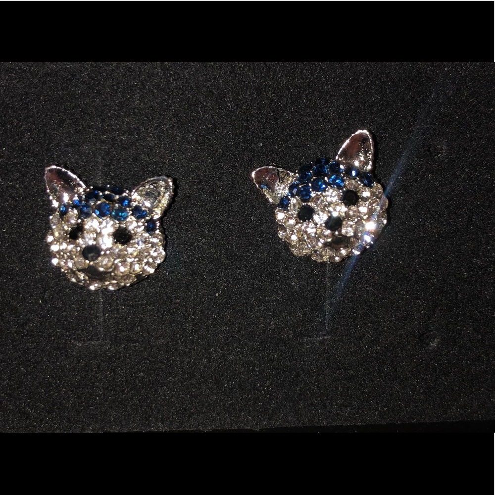 Adorable Huskie dog earrings w/CZ and gem stones - Picture 5 of 5